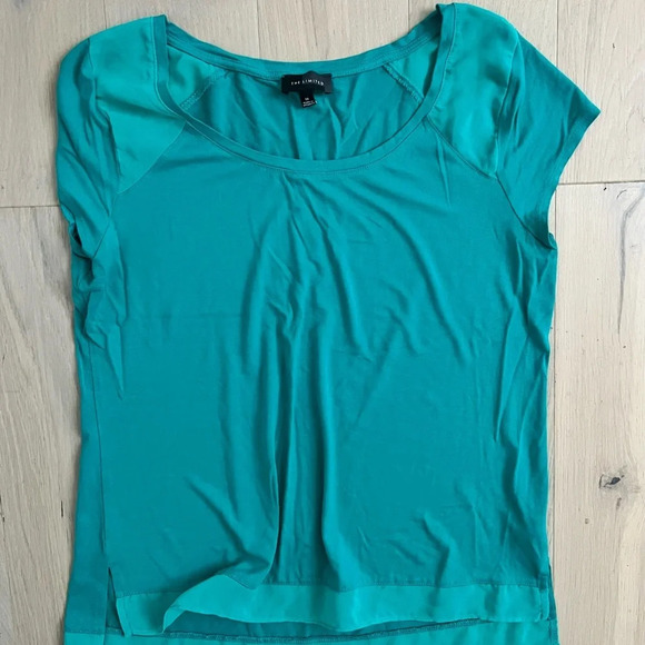 The Limited Shirt - Picture 1 of 3